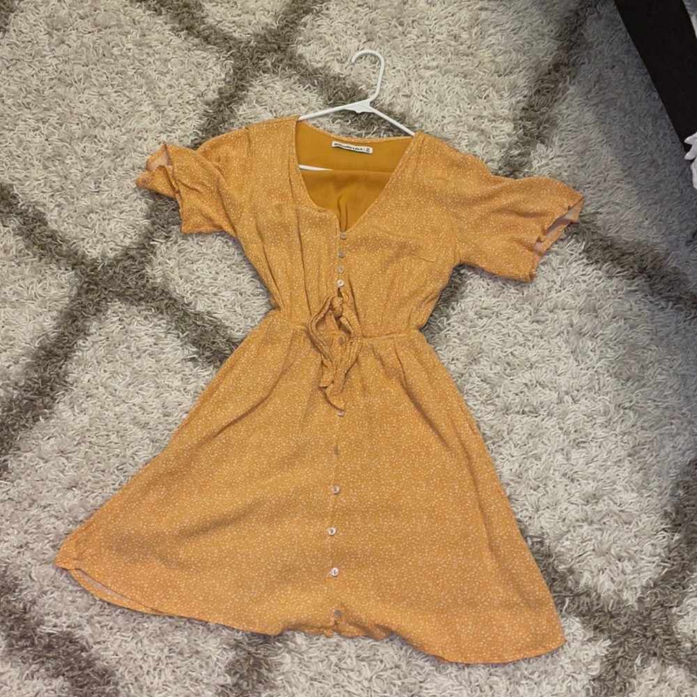 Beautiful yellow a&f dress